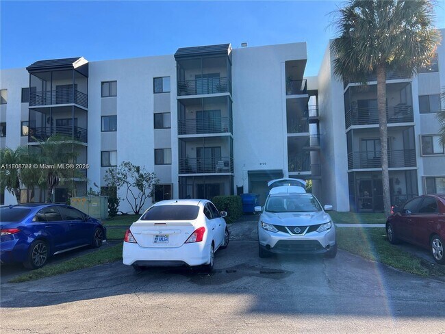 Photo - 3720 N Pine Island Rd Unit 331