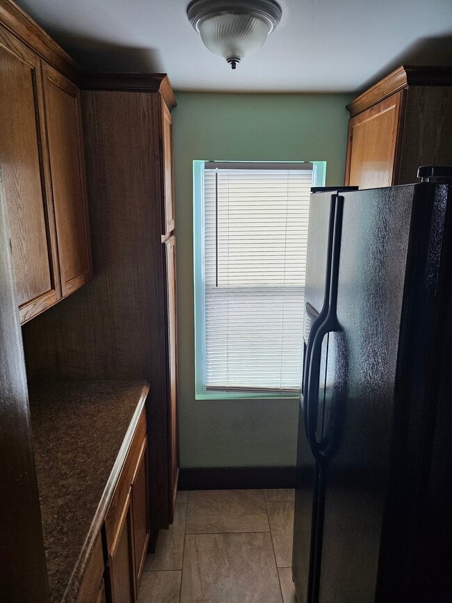 Building Photo - 25 E Prospect St