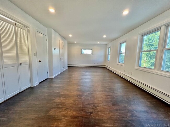 Photo - 826 Oldfield Road Unit 2nd Fl+3rd Fl