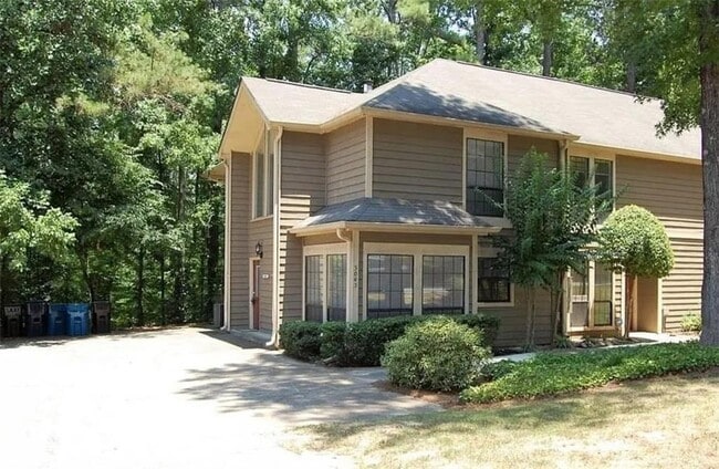 Photo - 3045 Steeplechase Dr Condo