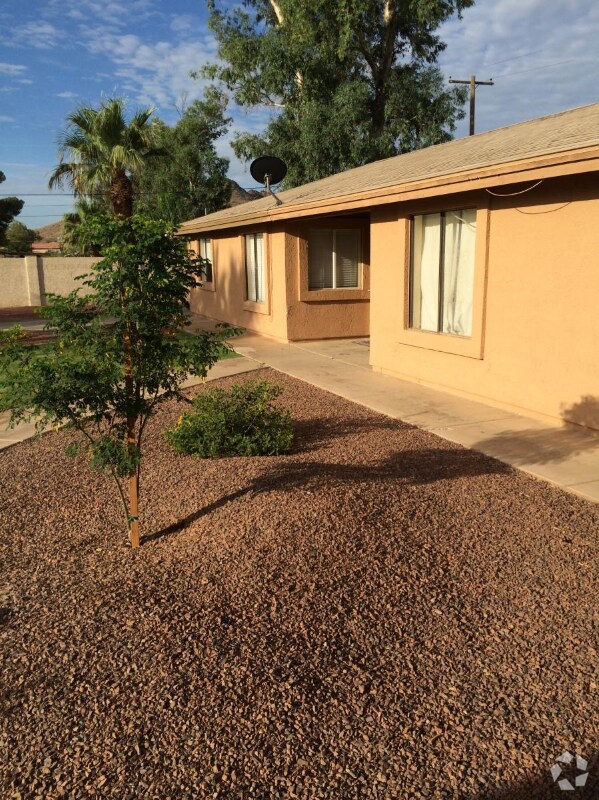 Building Photo - 15226 N 28th St Unit 2 Rental