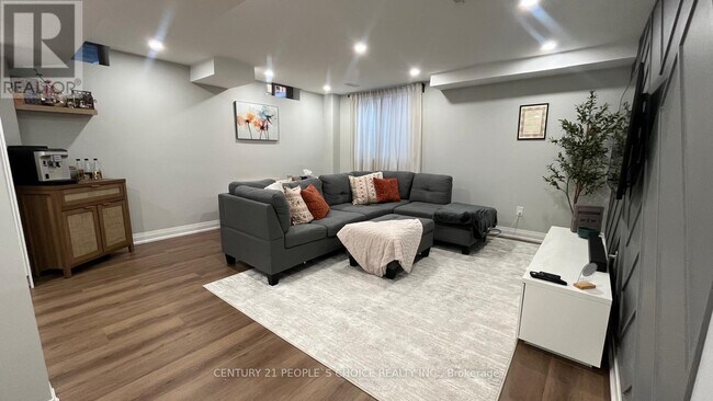 Photo - 14 Copperhill Hts