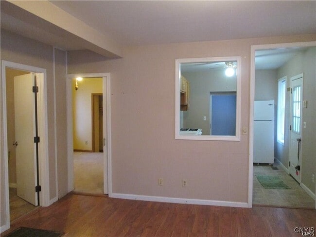 Photo - 418 Cross St