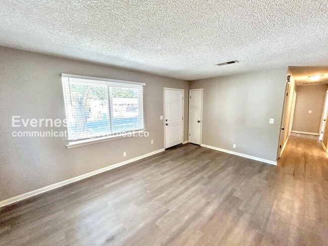 Photo - 4228 Valley Grove Dr