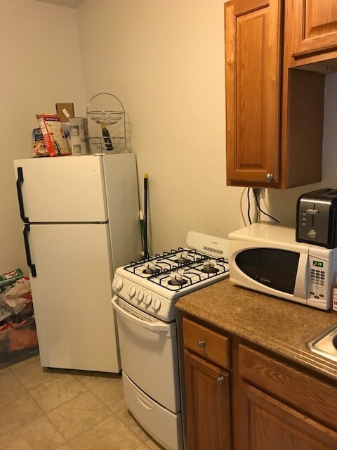 Building Photo - 1630 Commonwealth Ave