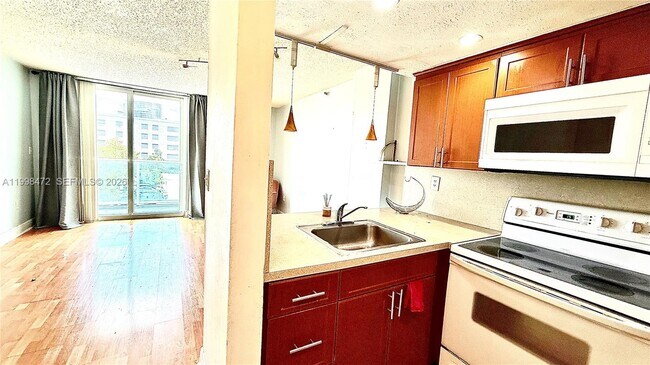 Photo - 1035 West Ave Unit 306