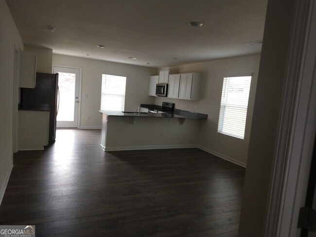 Photo - 51 Lk Ter Dr