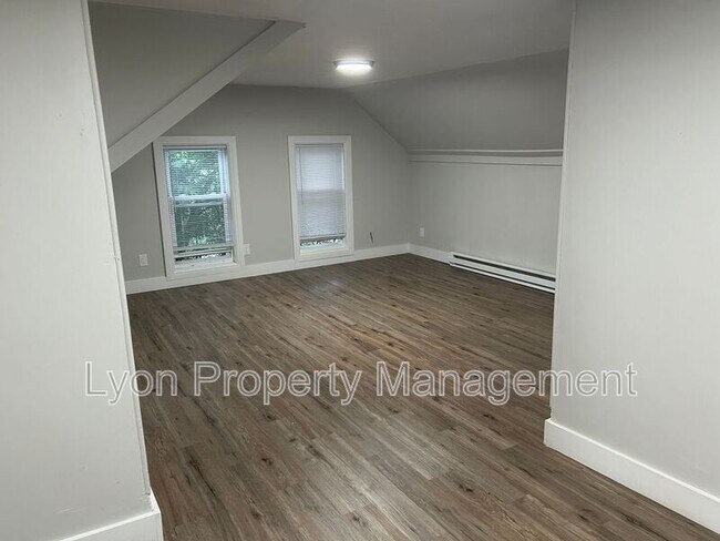 Photo - 27 Lamphear St Unit (119 Summit)