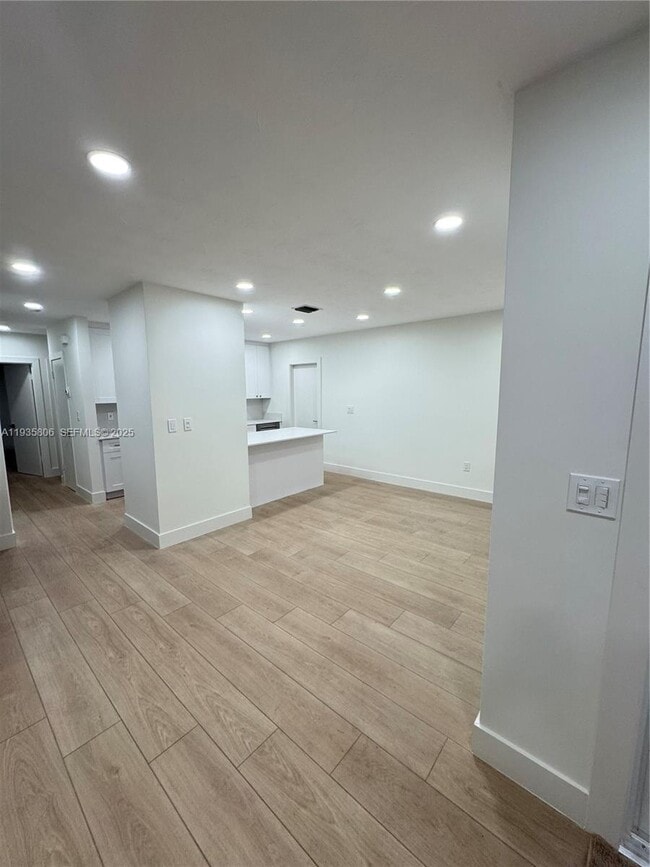 Photo - 828 El Rado St