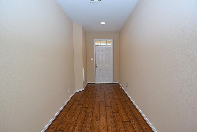 Photo - 17041 Wilthorne Gardens Ct