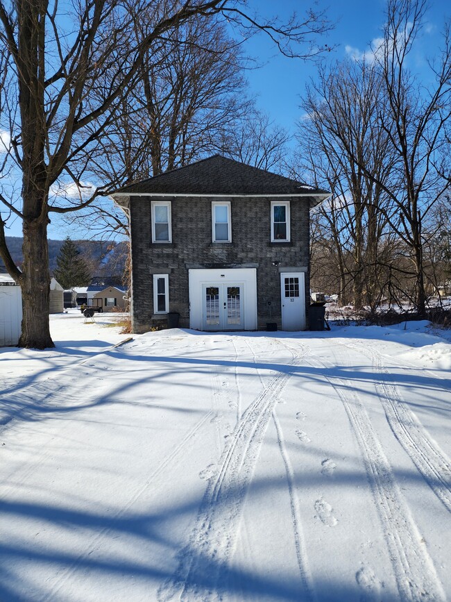 Located in the village of Moravia, walking distance to shopping, restaurants,parks and more. - 89 S Main St Unit ApartmentA