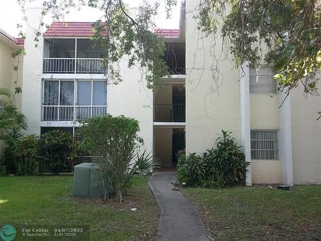 Photo - 624 NW 13th St Condo Unit #22