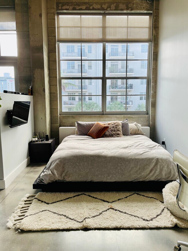 Photo - 434 NW 1st Ave Unidad 305