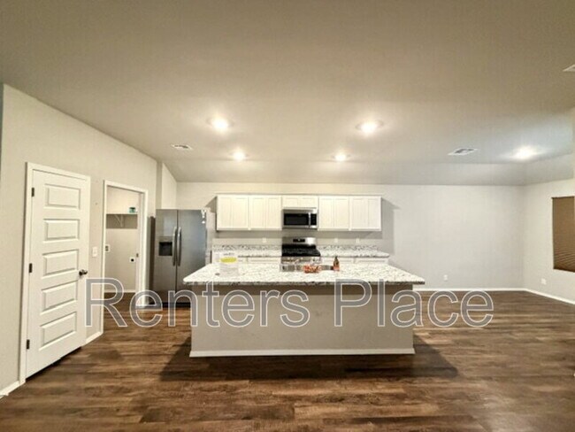 2107 S Amarillo Dr