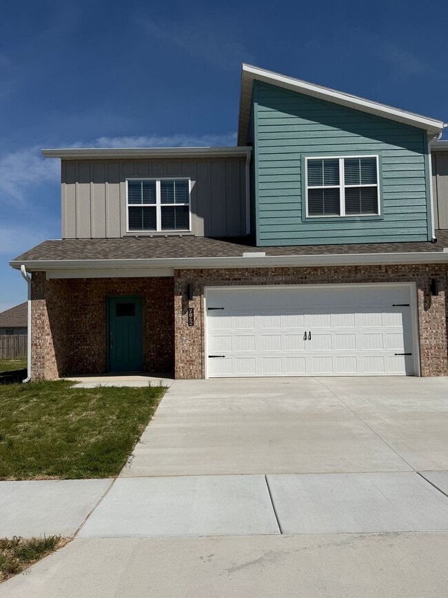 Building Photo - ***938 Seaborn Way***