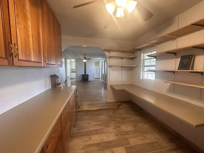 Photo - 3 bedroom, 1 bathroom Home