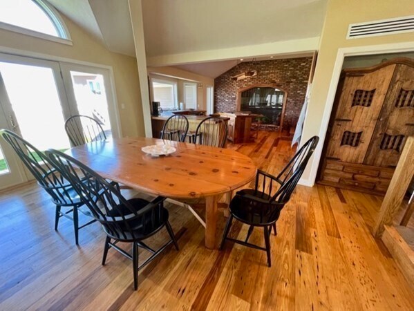 41 Naushon Rd