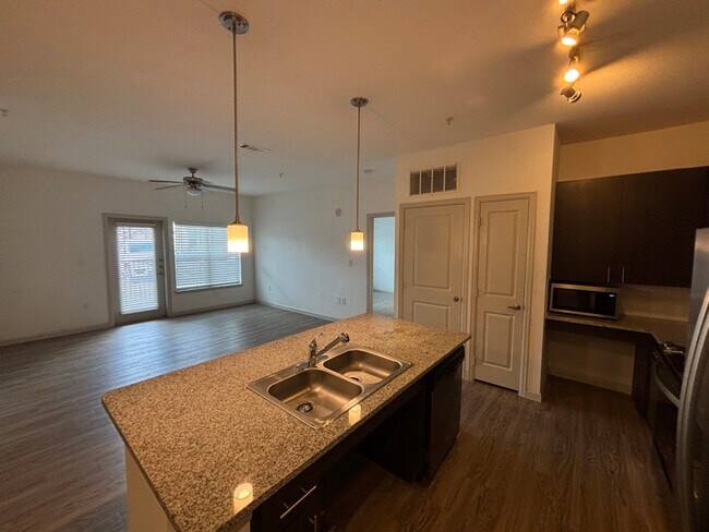 Photo - 1271 Sadler Drive Unit b1