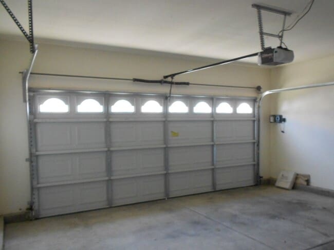 Photo - 3 bedroom 2 bath house in Yuba City