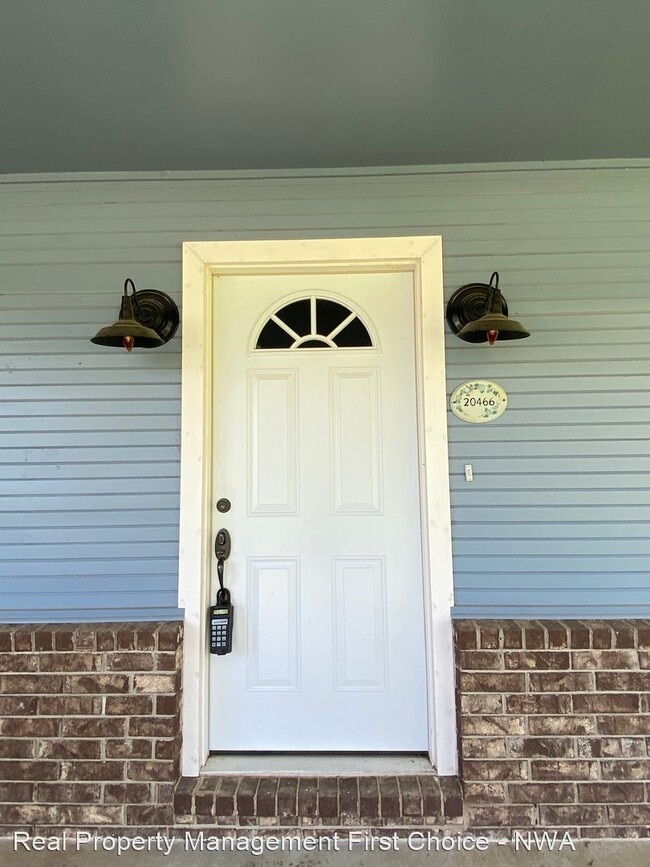 Photo - 3 br, 3 bath House - 20466 Sonora Road