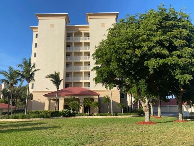 Photo - 3 bedroom 3 bathroom Luxury Condo