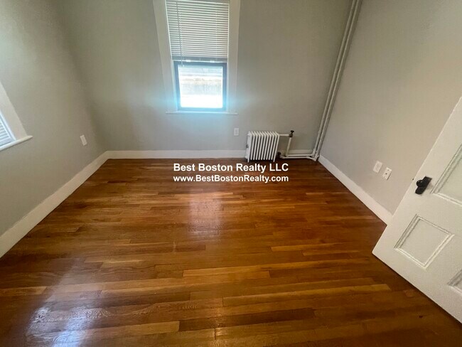 Photo - 48 John F. Kennedy St Unit 10