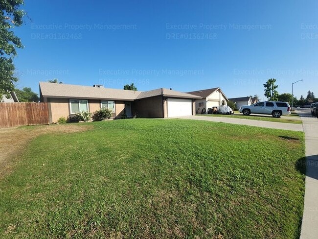 Photo - 3 bedroom/ 1.75 bathroom located in southw... House