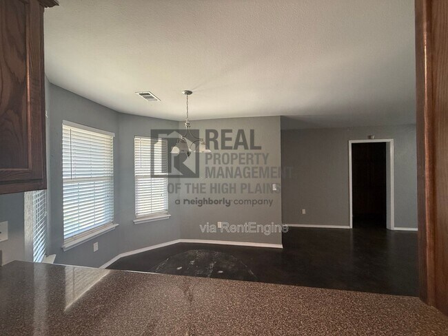 Photo - 4505 Pine St