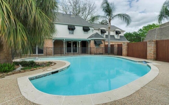 Photo - 15715 Fleetwood Oaks Dr House