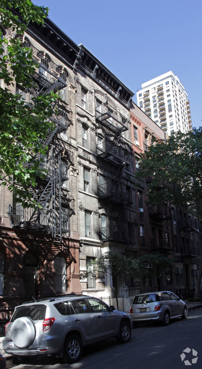 Building Photo - 218 East 85th Street Rental