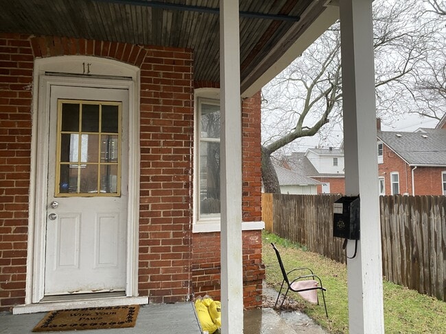 Photo - 11 W 14th St