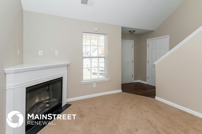 Photo - 609 Henni Cir