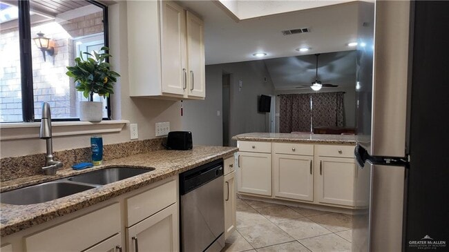 Photo - 16 Highland Park Ave