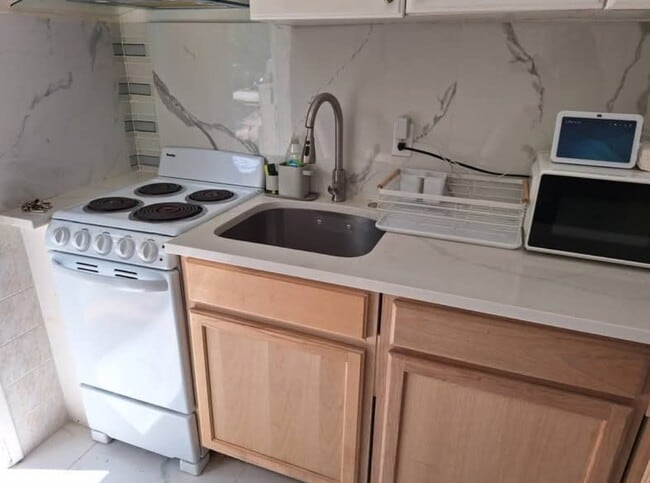 11984 57th Rd N Unit Efficiency A
