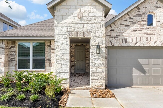 Photo - 1589 Oakdale Crest Rd