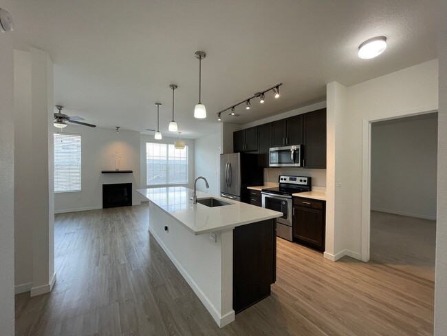 Brand NEW CONDO nestled right near E-470 a... - Brand NEW CONDO nestled right near E-470 a...