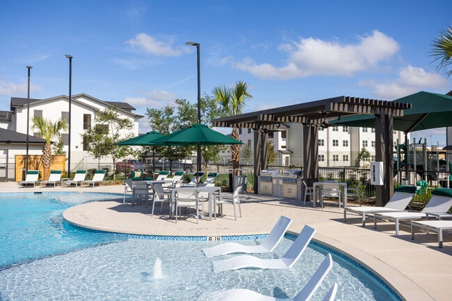 New Braunfels Heights apartments — community photo