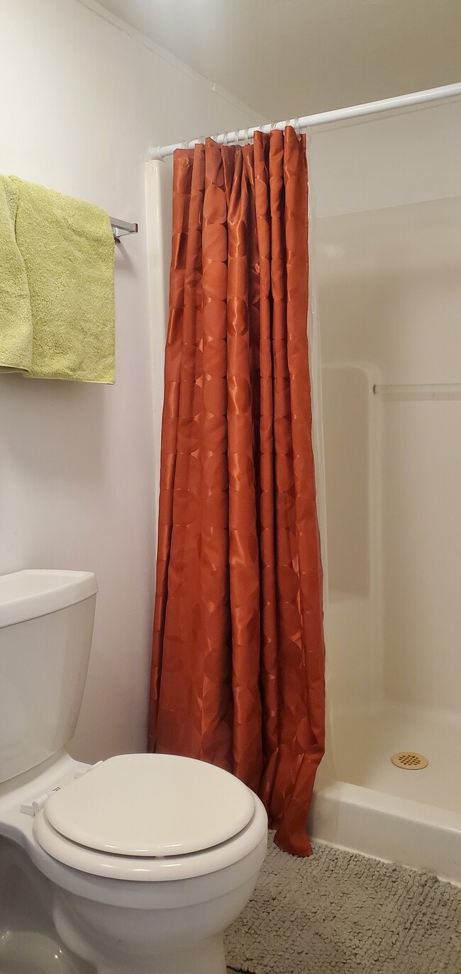 Photo - 1180 W Lewis Rd