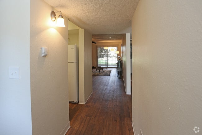Interior Photo - Indigo Park Rental