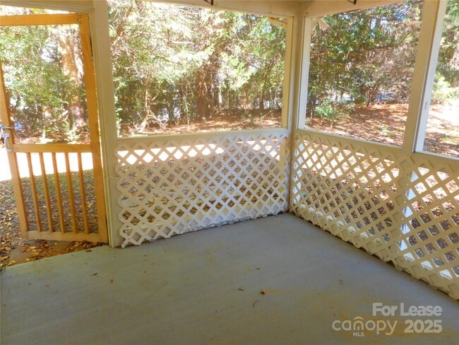 Photo - 6622 Bevington Ridge Rd