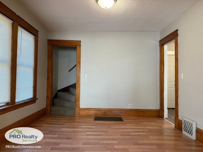 Photo - Updated 3 Bedroom House **Free November Re...