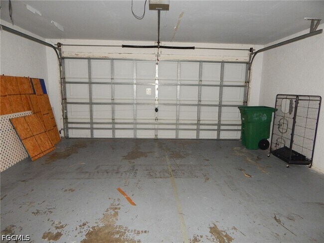 Photo - 135 SE 29th St
