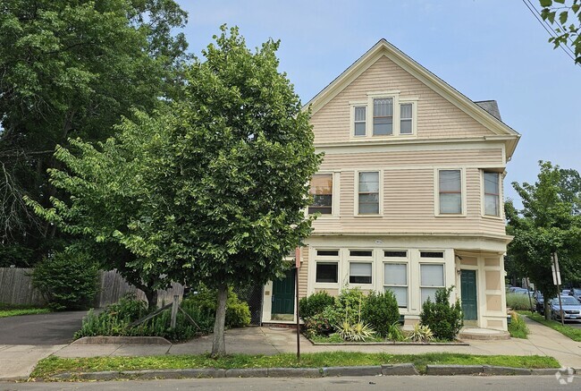 Building Photo - 169 Winchester Ave Unit 1B Rental