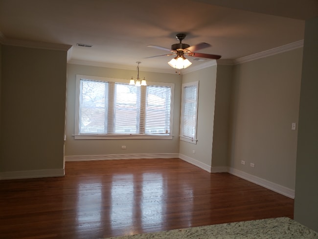 Photo - 2505 W Granville Ave Unidad 1W