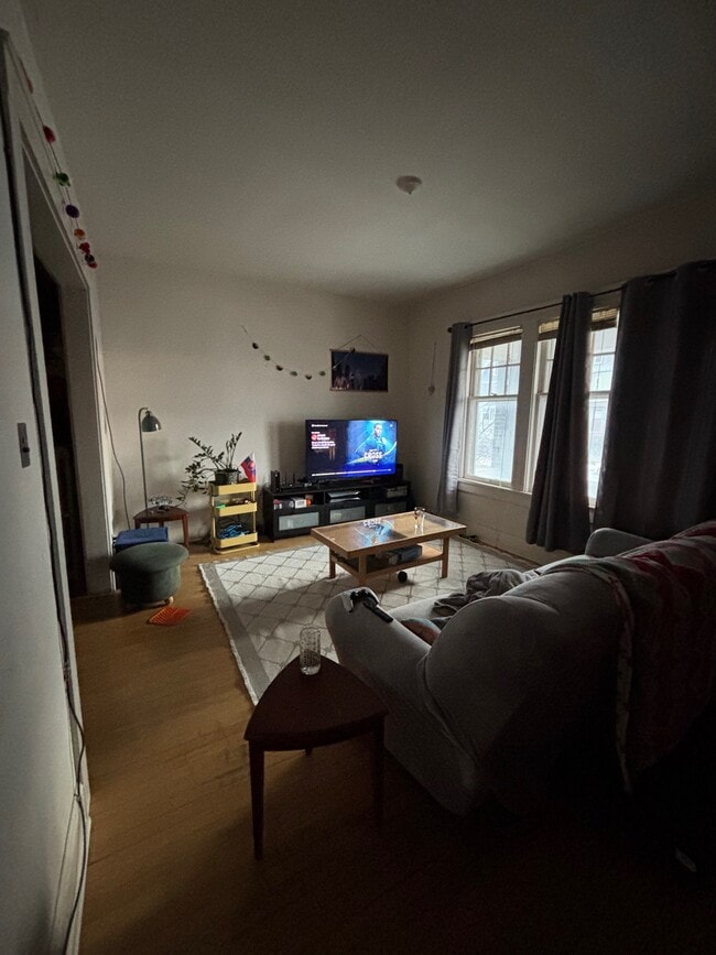 Photo - 1672 N Van Buren St Unit 1674