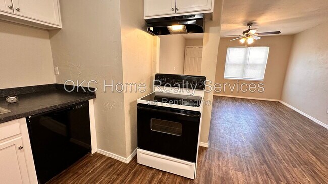 Photo - 1625 E Hill St