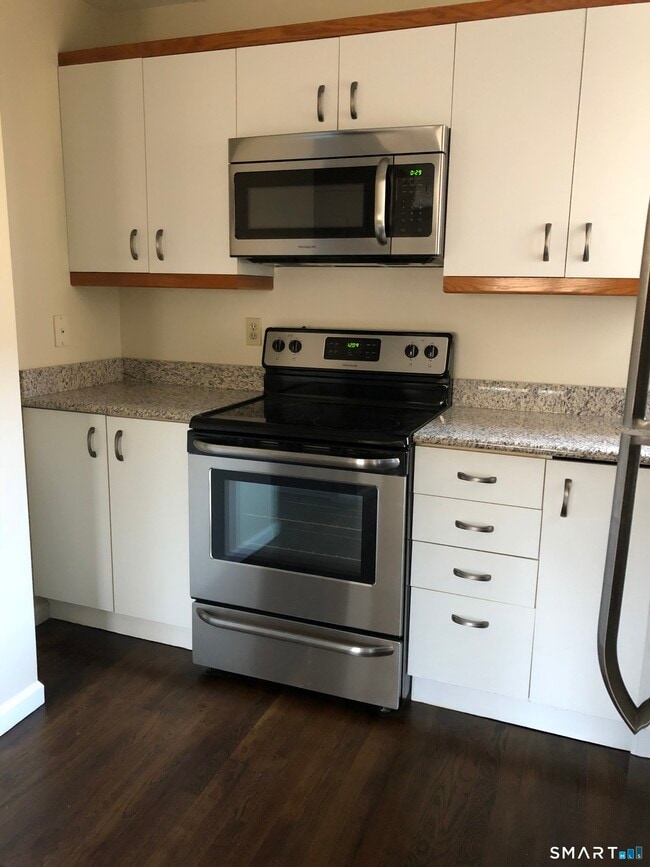 Photo - 7 Seir Hill Rd Unit 41