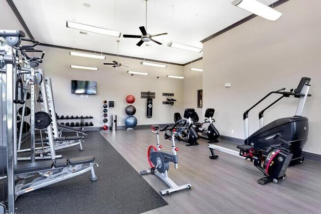 Photo - 10701 S I-35 Frontage Rd Unit d1