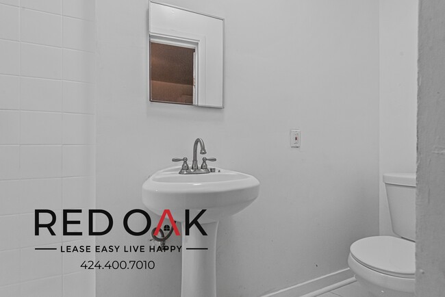 Photo - 854 S Oxford Ave Unidad 210