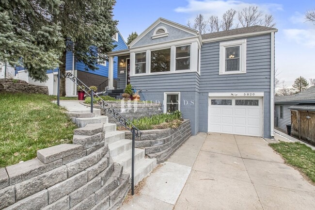 Building Photo - Charming 1.5 story in Aksarben Rental